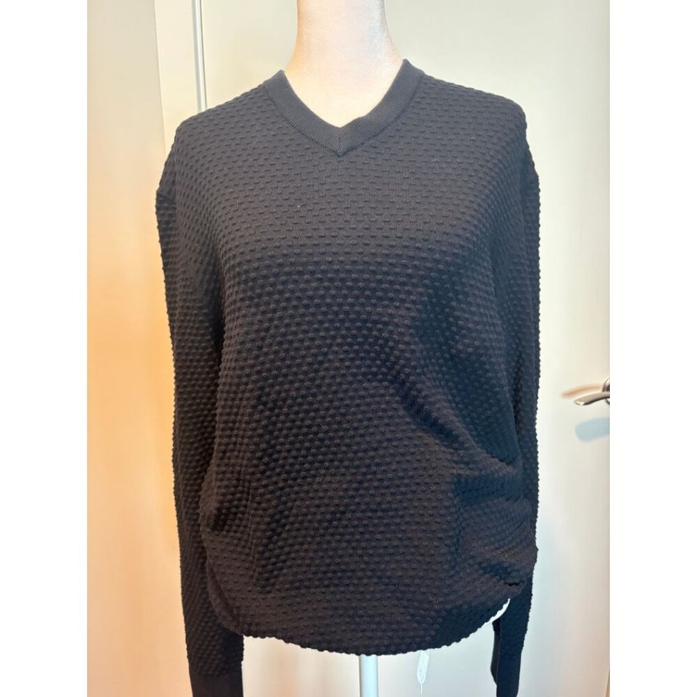A|X Armani Exchange Textured V-Neck Knit Sweater | Men’s Size M | Black